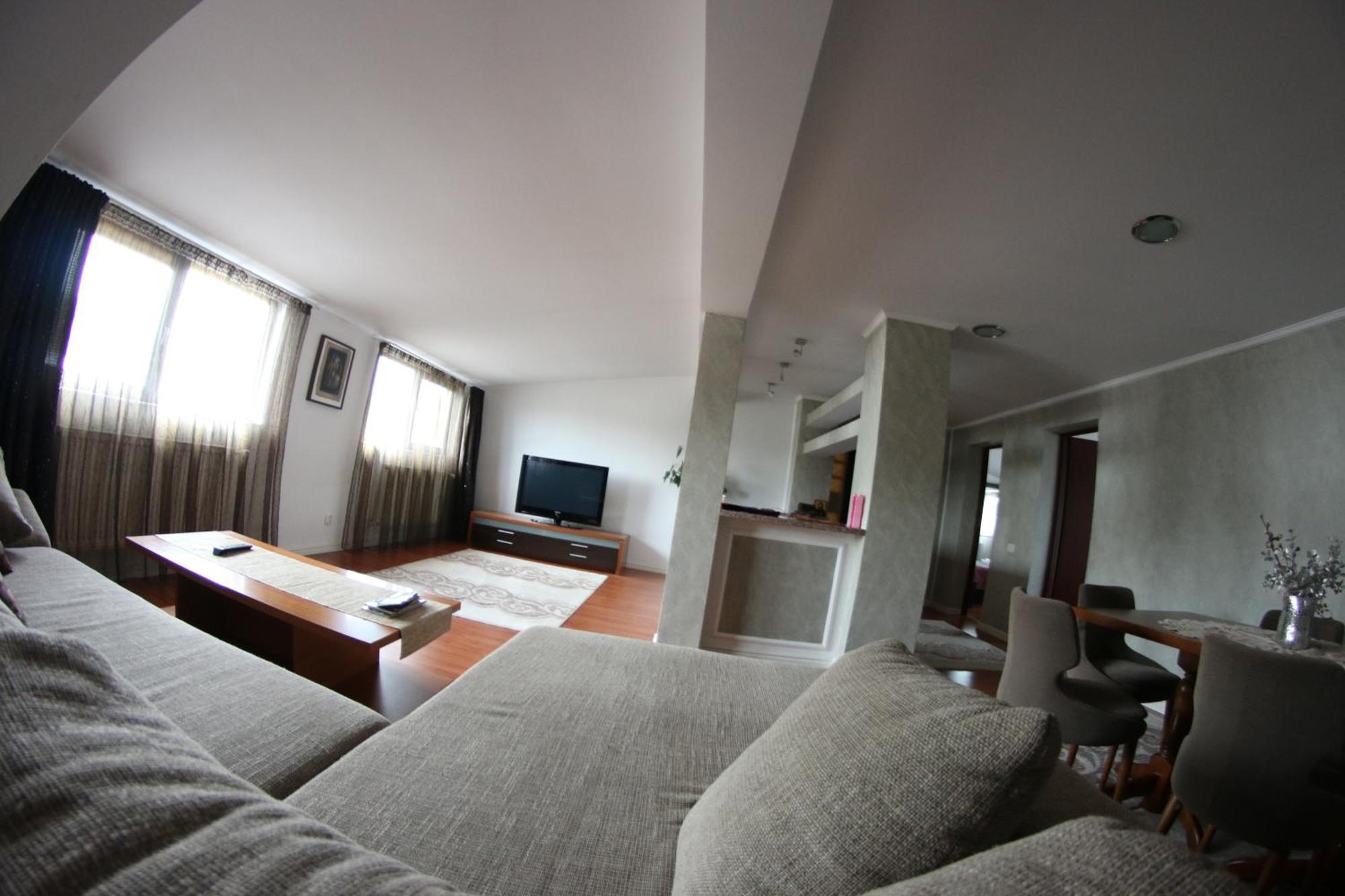 Casa Bucovineana Hotel Suceava Eksteriør billede