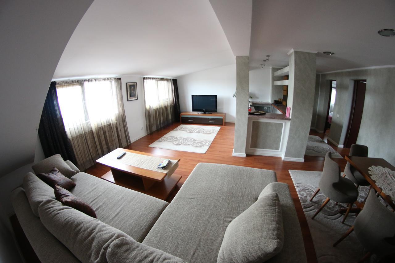 Casa Bucovineana Hotel Suceava Eksteriør billede